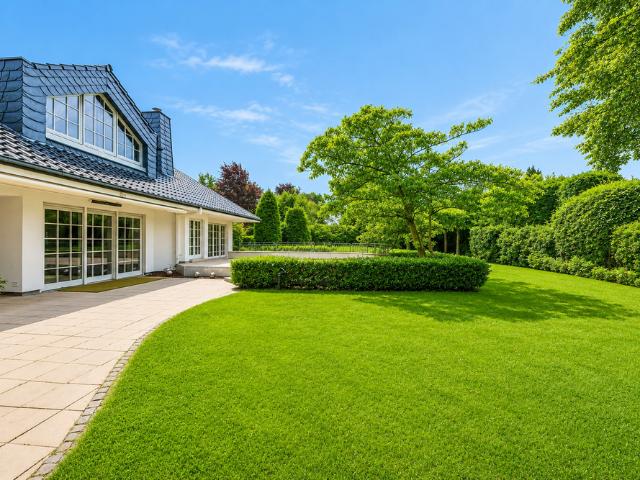 Haus zum Kaufen in Köln 3.950.000,00 EUR 408 m²