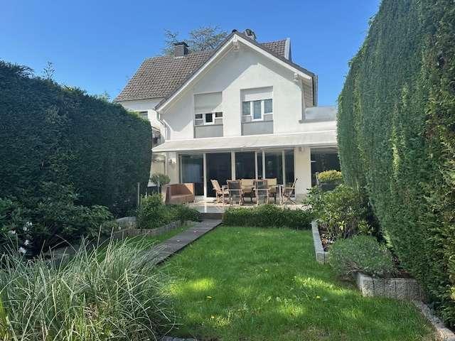 Haus zum Kaufen in Köln, Merheim 840.000,00 EUR 172 m²
