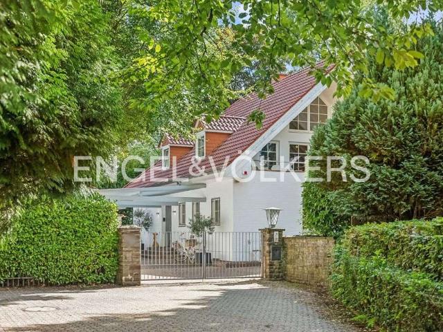 Haus zum Kaufen in Köln Müngersdorf 2.280.000,00 EUR 197 m²
