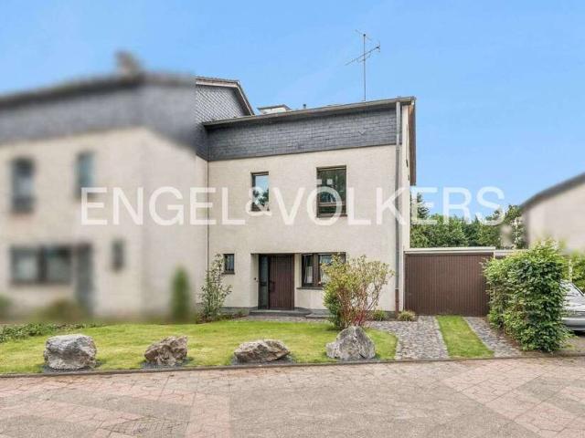 Haus zum Kaufen in Köln RathHeumar 620.000,00 EUR 180 m²