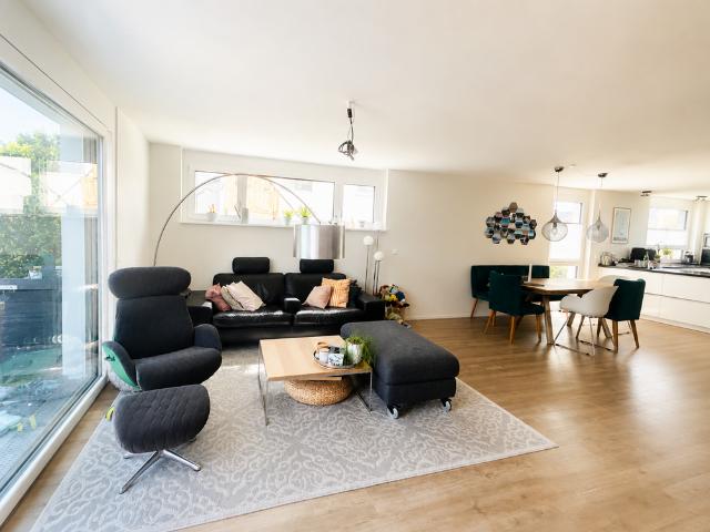 Haus zum Kaufen in Köngen 949.900,00 EUR 175.87 m²