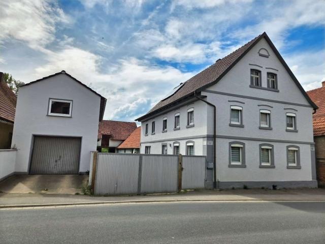 Haus zum Kaufen in Königsberg 315.000,00 EUR 190 m²
