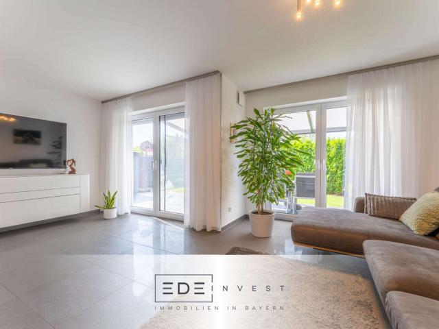 Haus zum Kaufen in Königsbrunn 835.000,00 EUR 141.86 m²