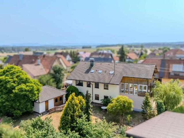 Haus zum Kaufen in Königsfeld im Schwarzwald 359.000,00 EUR 257.68 m²