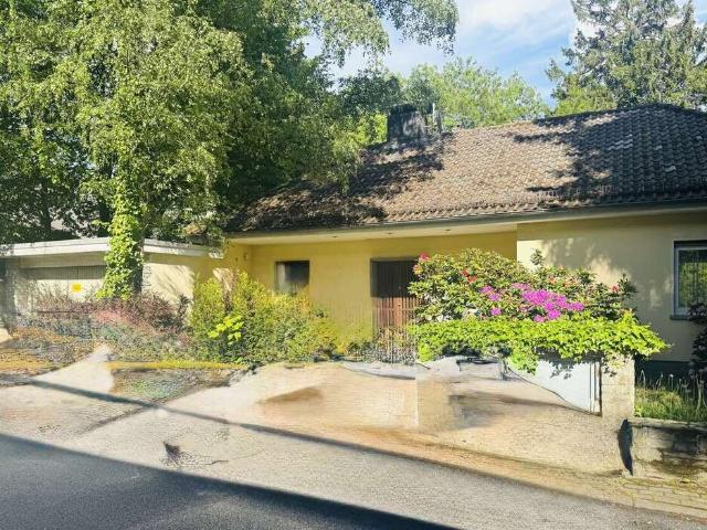 Haus zum Kaufen in Königstein im Taunus 1.495.000,00 EUR 310 m²
