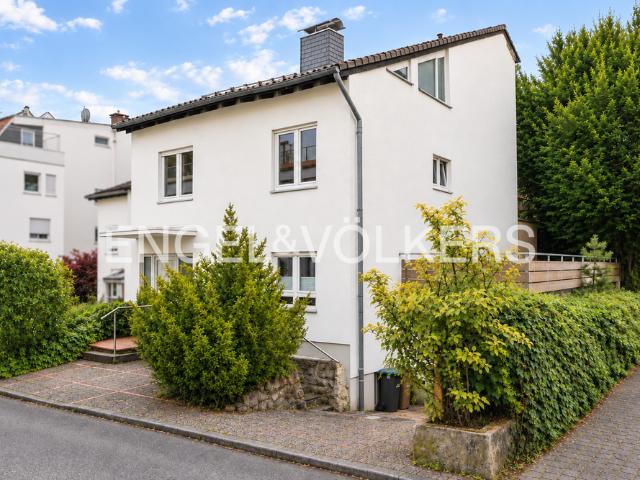 Haus zum Kaufen in Königstein im Taunus 820.000,00 EUR 217 m²