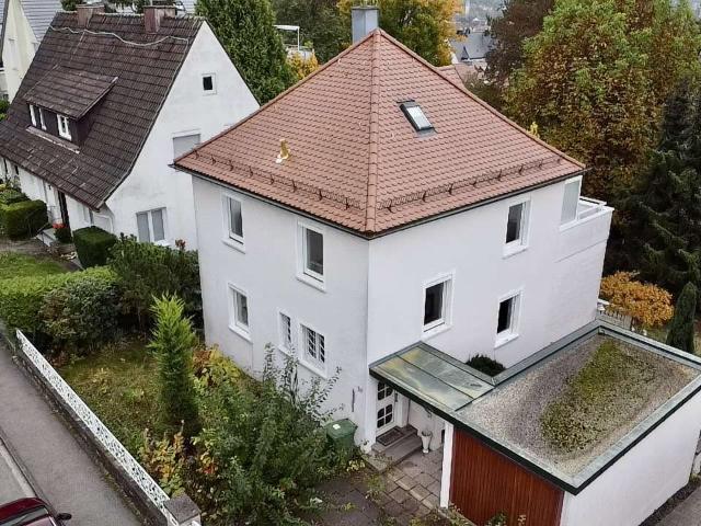 Haus zum Kaufen in Korntal Münchingen 750.000,00 EUR 175 m²
