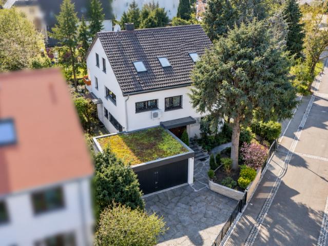 Haus zum Kaufen in Korntal Münchingen 970.000,00 EUR 295.8 m²