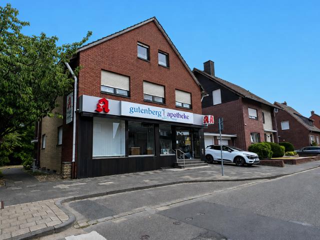 Haus zum Kaufen in Korschenbroich 560.000,00 EUR 332 m²