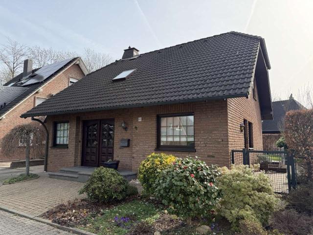 Haus zum Kaufen in Korschenbroich 590.000,00 EUR 126 m²