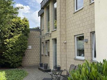 Haus zum Kaufen in Kaarst 768.000,00 EUR 180.14 m²