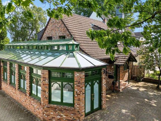 Haus zum Kaufen in Kaarst 849.000,00 EUR 226 m²