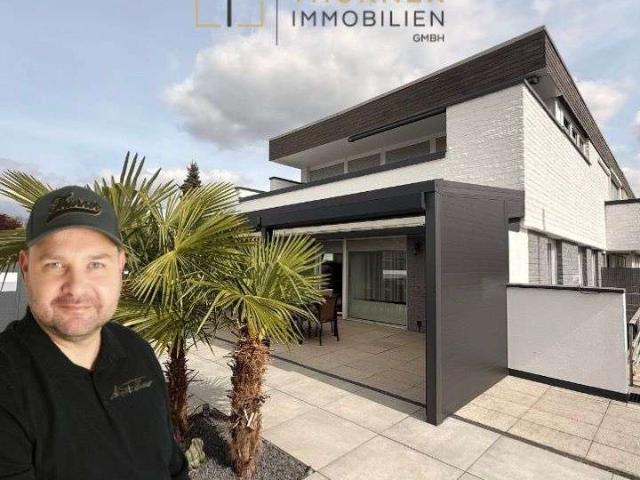 Haus zum Kaufen in Kaarst 929.200,00 EUR 247 m²