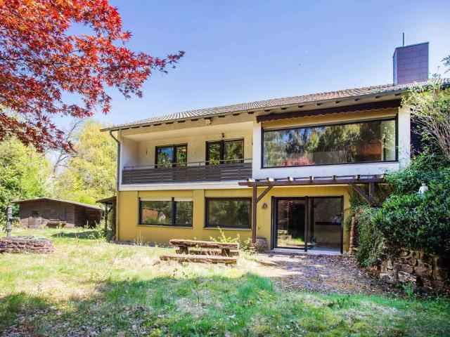 Haus zum Kaufen in Kaiserslautern 275.000,00 EUR 211.69 m²