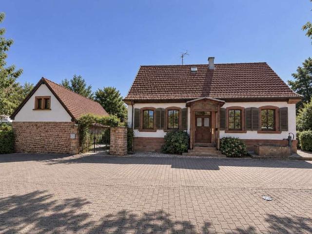 Haus zum Kaufen in Kaiserslautern 328.000,00 EUR 220 m²