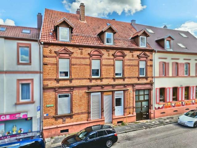 Haus zum Kaufen in Kaiserslautern 345.000,00 EUR 257 m²