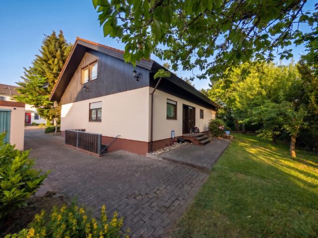 Haus zum Kaufen in Kaiserslautern 438.000,00 EUR 215 m²