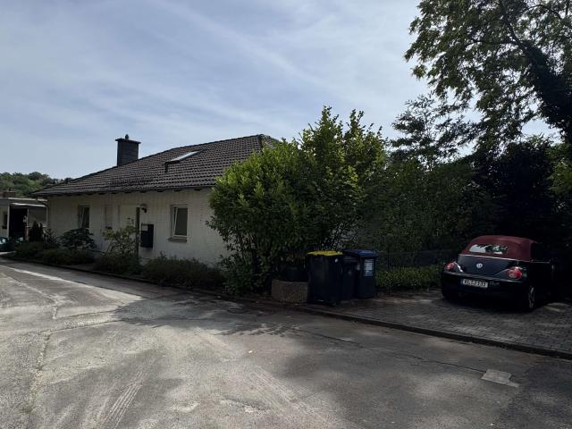 Haus zum Kaufen in Kaiserslautern 439.000,00 EUR 240 m²