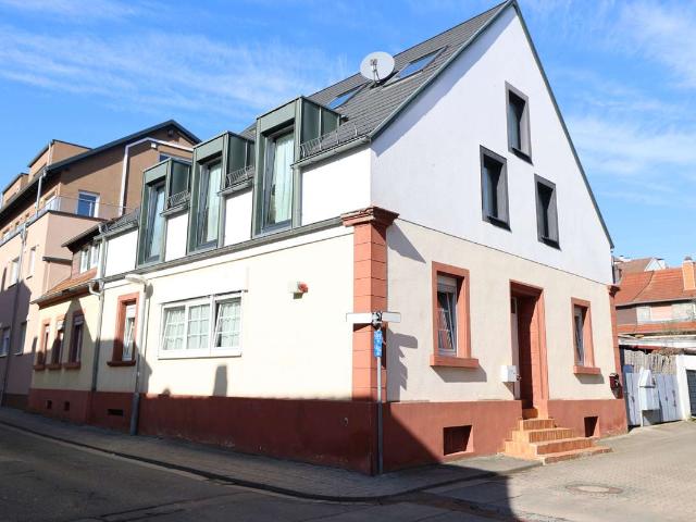 Haus zum Kaufen in Kaiserslautern 449.000,00 EUR 192.77 m²