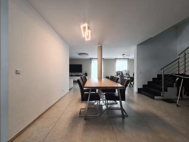 Haus zum Kaufen in Kaiserslautern 578.000,00 EUR 214 m²