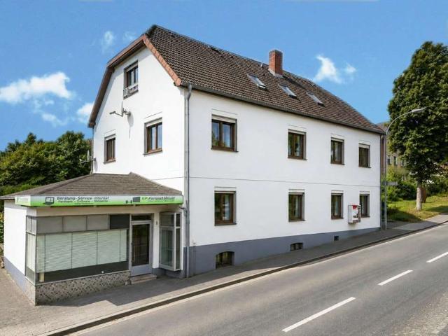 Haus zum Kaufen in Kalletal 285.000,00 EUR 286 m²