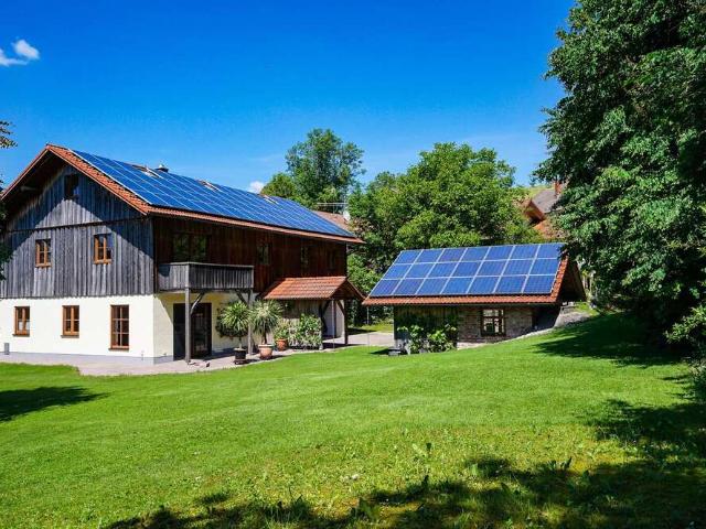 Haus zum Kaufen in Kaltental Frankenhofen 839.000,00 EUR 310 m²