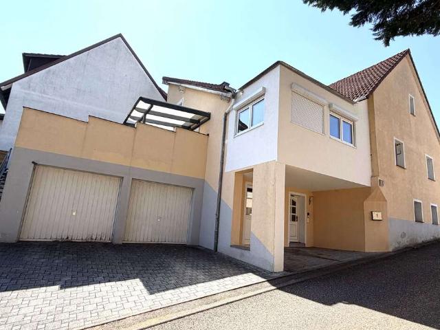 Haus zum Kaufen in Kämpfelbach 449.000,00 EUR 219 m²