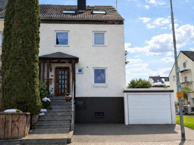 Haus zum Kaufen in Karben Petterweil 498.000,00 EUR 130 m²