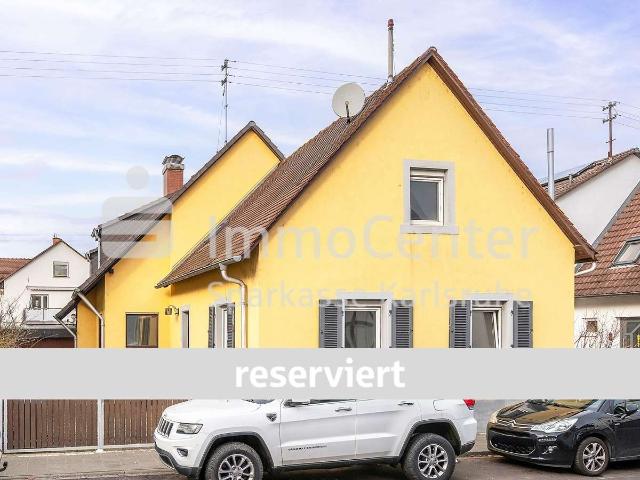 Haus zum Kaufen in Karlsruhe Daxlanden 469.000,00 EUR 245 m²