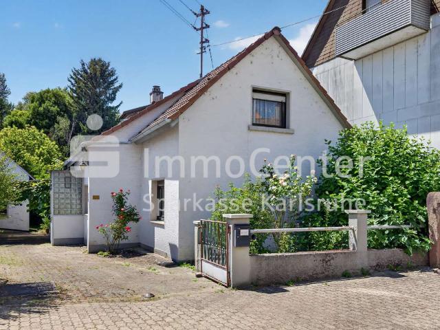 Haus zum Kaufen in Karlsruhe Knielingen 265.000,00 EUR 113 m²