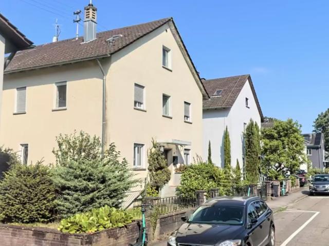 Haus zum Kaufen in Karlsruhe 1.210.000,00 EUR 250 m²
