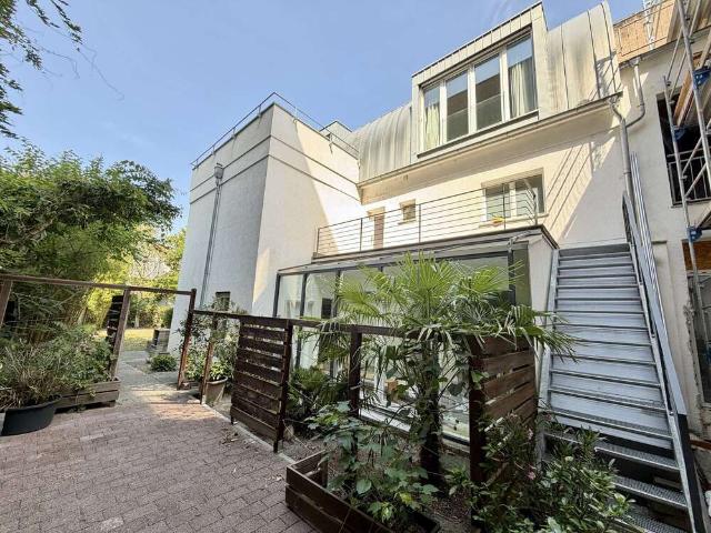 Haus zum Kaufen in Karlsruhe 1.490.000,00 EUR 196 m²