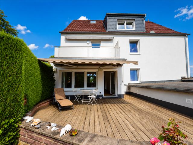 Haus zum Kaufen in Kassel 1.275.000,00 EUR 258 m²