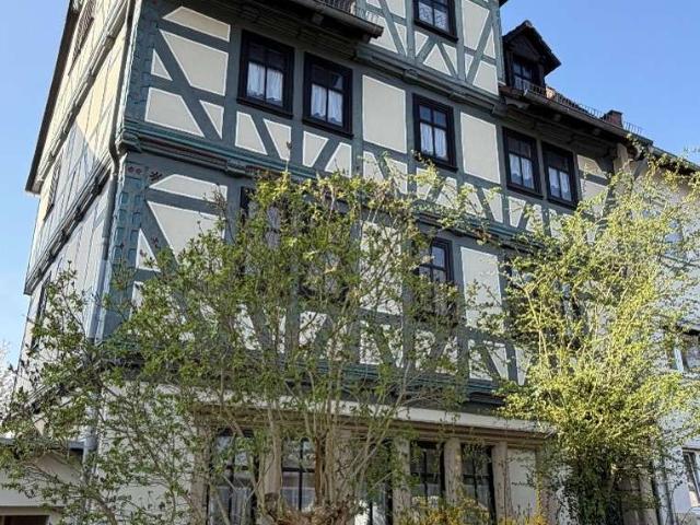 Haus zum Kaufen in Kassel 398.000,00 EUR 280 m²
