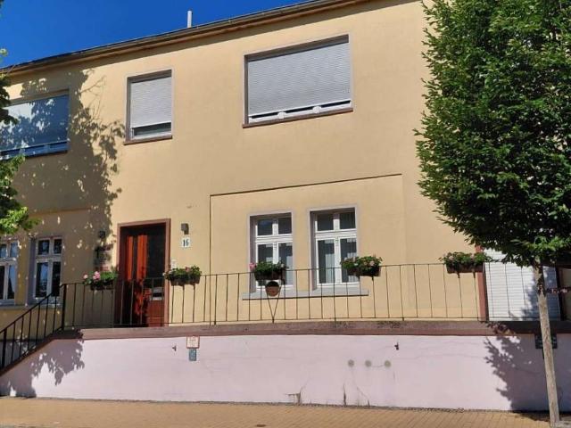 Haus zum Kaufen in Ketzin 445.000,00 EUR 250 m²