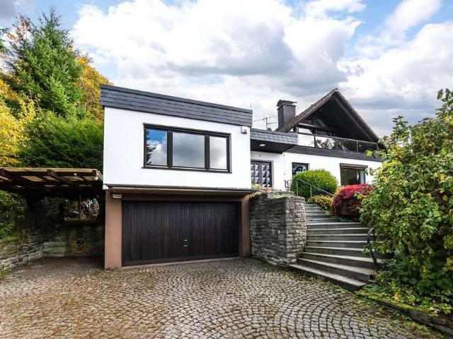 Haus zum Kaufen in Kelkheim Eppenhain 749.000,00 EUR 220 m²