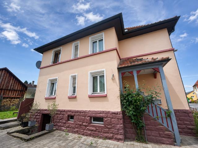 Haus zum Kaufen in Keltern Ellmendingen 540.000,00 EUR 260 m²