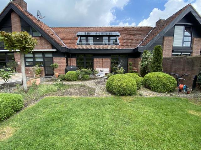 Haus zum Kaufen in Kempen Sankt Hubert 1.210.000,00 EUR 363 m²