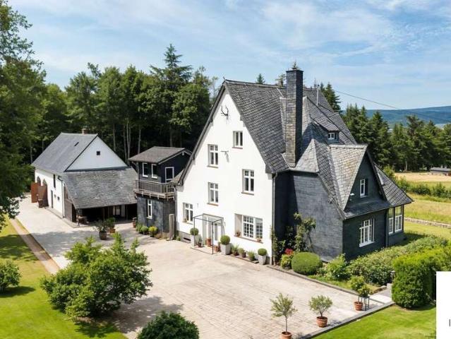 Haus zum Kaufen in Kempfeld 1.300.000,00 EUR 368 m²