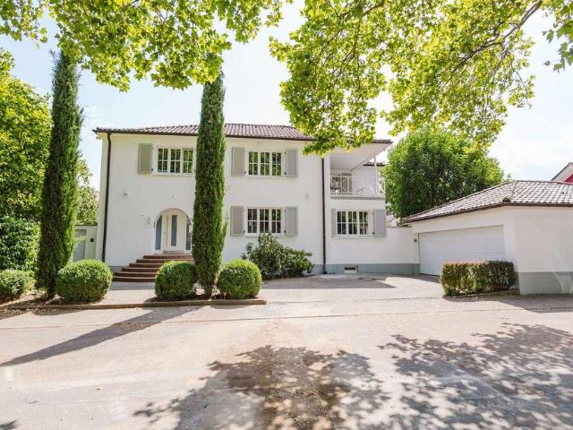 Haus zum Kaufen in Kirchzarten 1.470.000,00 EUR 183 m²