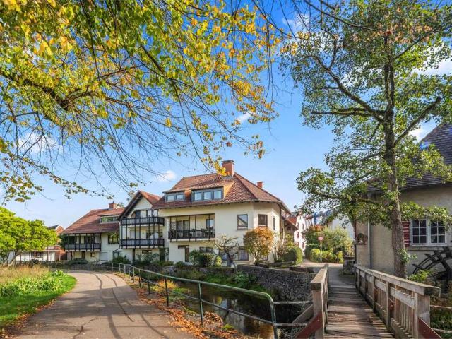 Haus zum Kaufen in Kirchzarten 1.600.000,00 EUR 410 m²