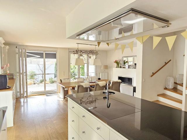 Haus zum Kaufen in Kirchzarten 1.150.000,00 EUR 145 m²