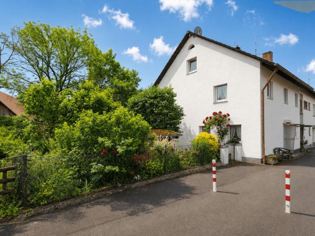 Haus zum Kaufen in Kirchzarten 530.000,00 EUR 160.1 m²
