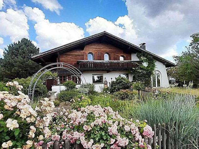 Haus zum Kaufen in Kirchberg an der Iller 749.000,00 EUR 192 m²