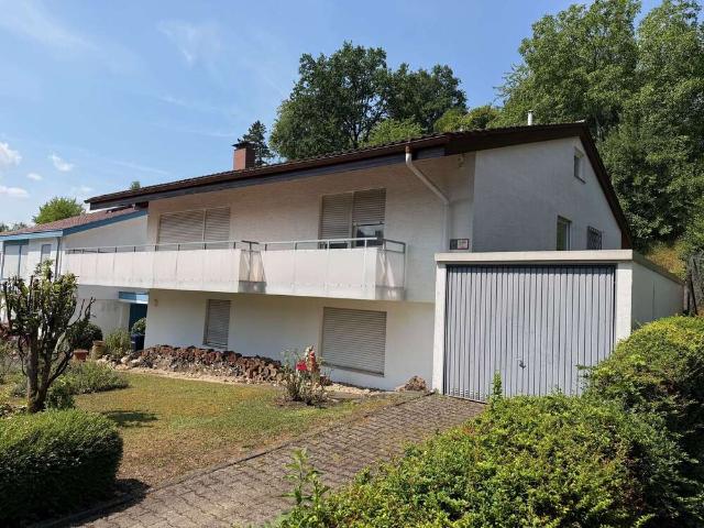 Haus zum Kaufen in Kirchheim Teck 950.000,00 EUR 180 m²