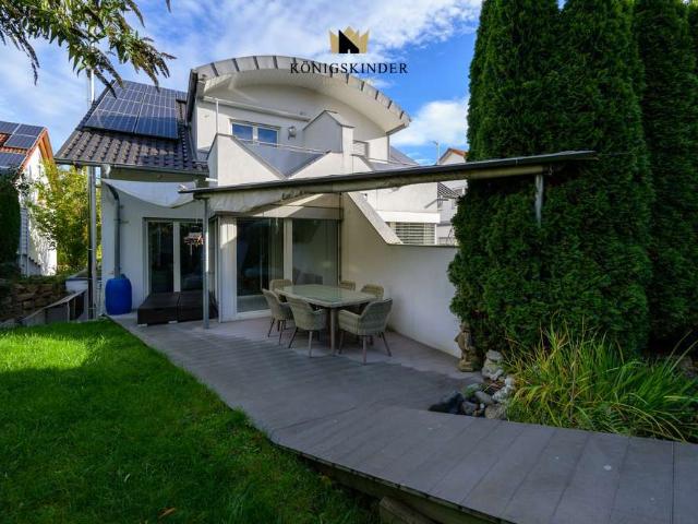 Haus zum Kaufen in Kirchheim unter Teck 1.190.000,00 EUR 270 m²