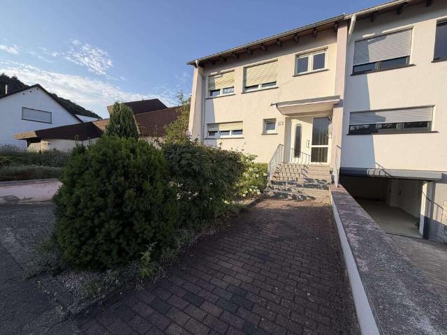 Haus zum Kaufen in Kirkel 253.000,00 EUR 120 m²