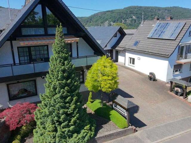 Haus zum Kaufen in Kirschweiler 599.000,00 EUR 294 m²