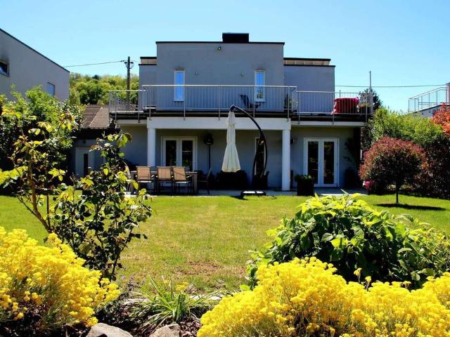 Haus zum Kaufen in Kleinblittersdorf 850.000,00 EUR 270 m²