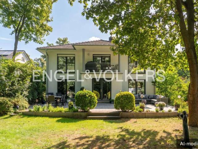 Haus zum Kaufen in Kleinmachnow 1.780.000,00 EUR 254 m²